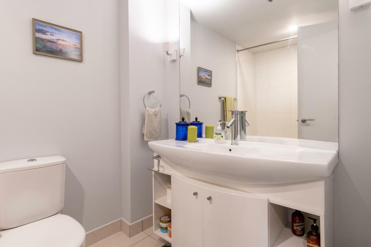 Kingsview Cbd Tauranga Apartment Exterior photo
